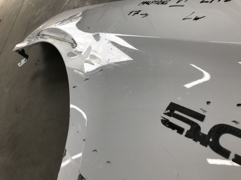 Błotnik Ford Mustang VI 6 lift lewy przód 2017- JR3Z16006A