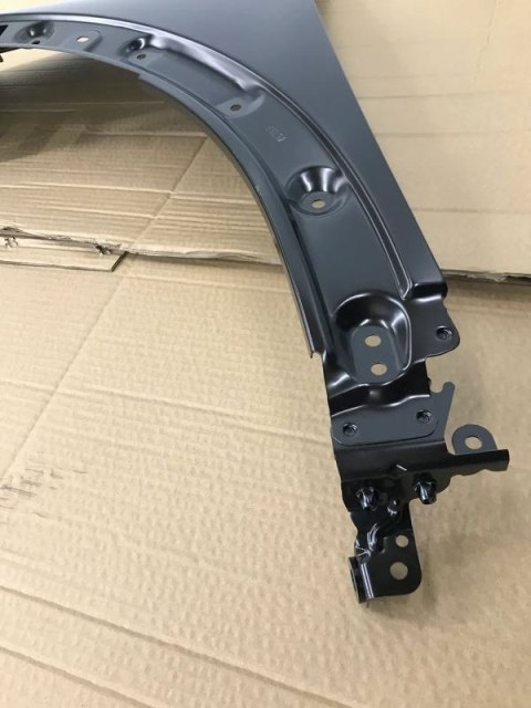 Błotnik Peugeot 3008 II 2 5008 II 2 16- lewy 9812305780