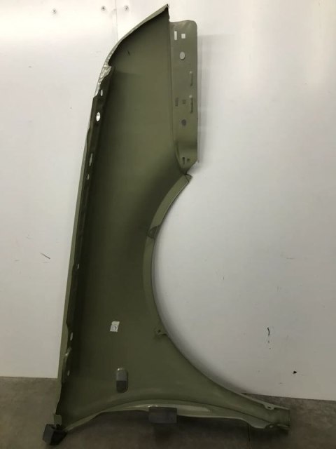 Błotnik VW bora VW jetta IV 4 98-05 lewy 1J5821021