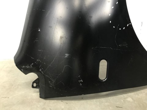 Błotnik VW polo IV 4 9n 01-05r. prawy 6Q0821106C