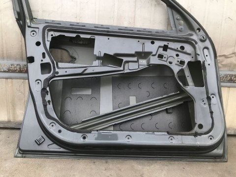 DRZWI BMW E60 E61 LEWY PRZÓD LEWE PRZEDNIE