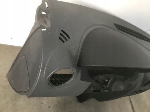 Deska rozdzielcza Dacia Logan Mcv I 04-12r. konsola kokpit airbag poduszki sensor komplet 8201002828