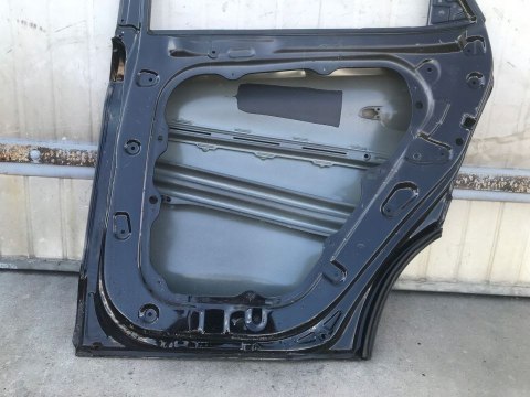 DRZWI HYUNDAI TUCSON III 3 PRAWE TYLNE 120