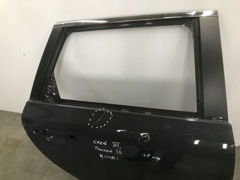 DRZWI KIA CEED PROCEED III 3 KOMBI 18- PRAWY TYŁ PRAWE TYLNE