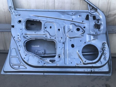 DRZWI LEXUS IS 05-12r LEWE PRZEDNIE LEWY PRZÓD