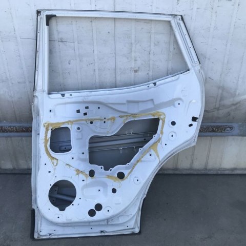 DRZWI NISSAN QASHQAI J11 PRAWE TYLNE białe
