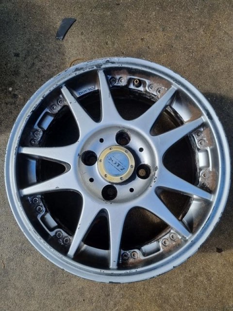 Felga Citroen C4 Peugeot 307 6,5x15 ET25 4x108 felgi aluminiowe komplet