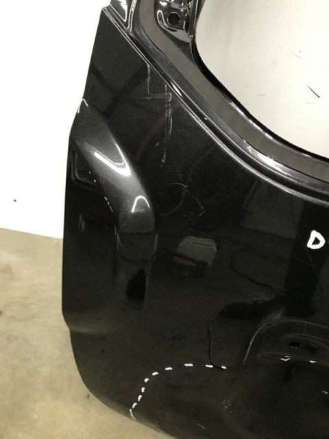 Klapa bagażnika Dacia Duster 1 I 10-17 906193007R