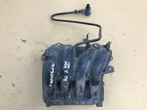 Kolektor ssący Peugeot Citroen Partner Berlingo 1.1b 9638425180 Kolektor dolotowy