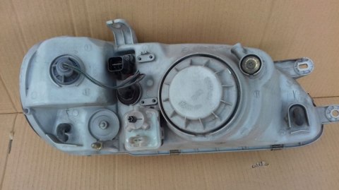 Lampa reflektor Kia Carnival 1 I 99-01r lewa przednia