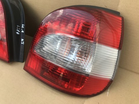 Lampa Renault Scenic 1 I Lift 99-03r. prawa tylna