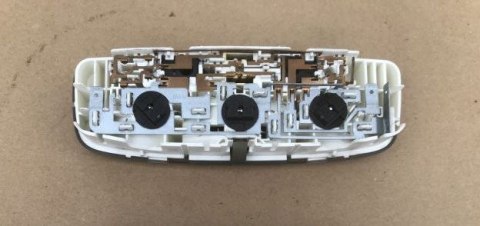 Lampka oświetlenia kabiny Ford C-Max I MK1 03-10r wnętrza podsufitki sufitowa 8A6A-13K767-AA34X1