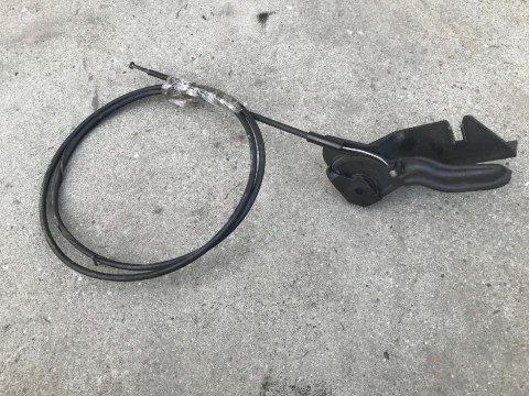 Linka maski Opel Corsa D 06-14r. klamka uchwyt cięgno otwierania