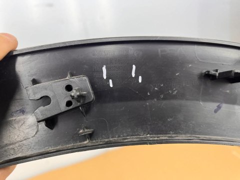 Listwa Citroen c5 III 3 c5x 21- nakładka lewego przedniego błotnika plastik 98379872xt 9840276180