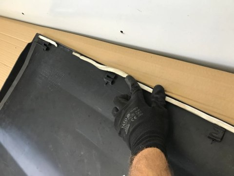 Listwa Iveco daily IV 4 boczna na błotnik prawy tył long