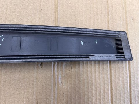 Listwa Skoda yeti prawa lewa przednia tylna nakładka drzwi plastik 5l0853754 5l0853753 5l0853515 5l0853516
