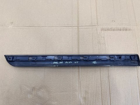 Listwa VW passat b8 14-22 lewa tylna nakładka drzwi plastik 3g0954949e