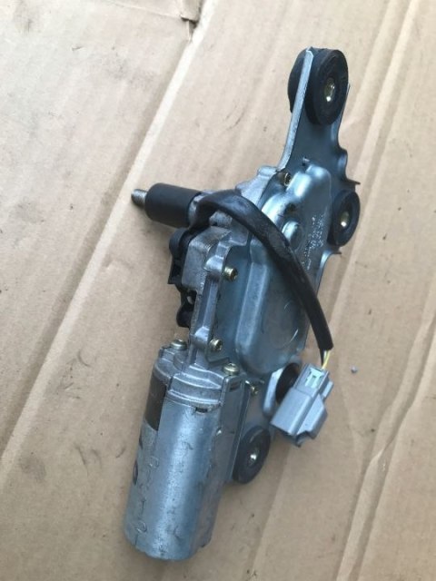 Mechanizm wycieraczek FORD MONDEO MK3 silniczek wycieraczki klapy hatchback 0390201569
