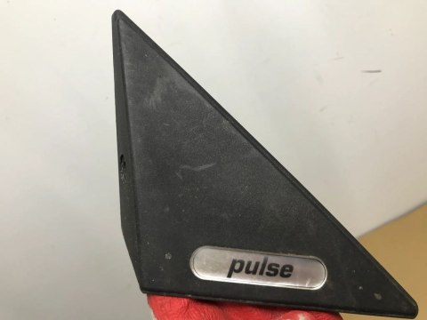 Nakładka błotnika Smart fortwo I 1 450 trójkąt plastik prawy 0000982V008