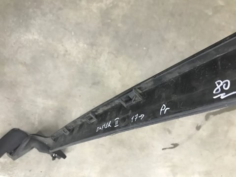 Nakładka progu Dacia duster II 2 17- prawa 769514293p