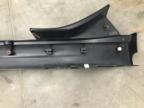 Nakładka progu Mini cooper III 3 f55 5d 14- prawa listwa 7315524