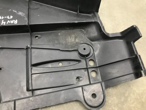 Osłona podwozia Toyota rav 4 IV 13-19 dolna osłona silnika 77641-42060