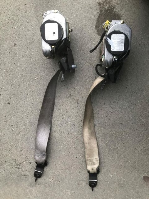 Pas bezpieczeństwa MERCEDES W211 02-09r. pasy prawe przednie E-klasa 561014601