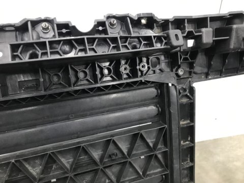 Pas przedni DS 3 crossback 18- Opel corsa f 19- Peugeot 208 2 2008 II 19- wzmocnienie 9823718480