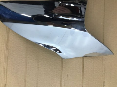 Plastik Toyota rav 4 12-15 osłona nakładka chrom lampy tylnej prawy tył KOMPLET pzd38-0r005