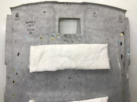 Podsufitka Mazda 2 14-