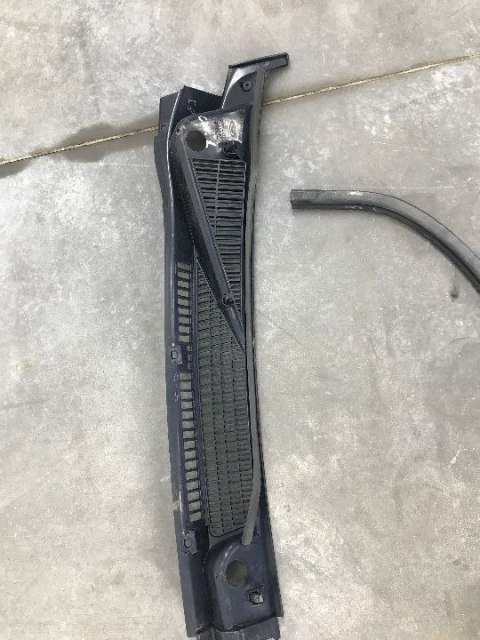 Podszybie Ford Transit Connect MK1 I 02-13r 2T14A02217a