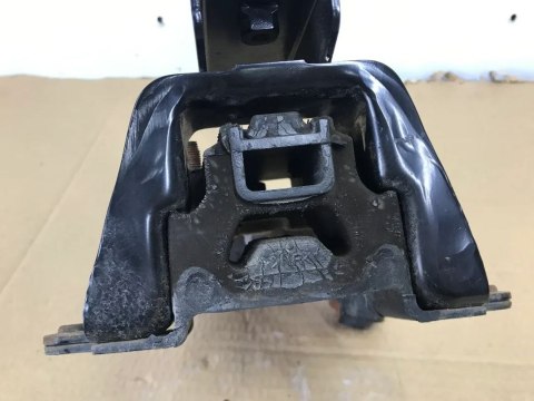 Poduszka skrzynia biegów toyota aygo citroen C1 peugeot 107 05-14 1,0 benzyna 1KRB52