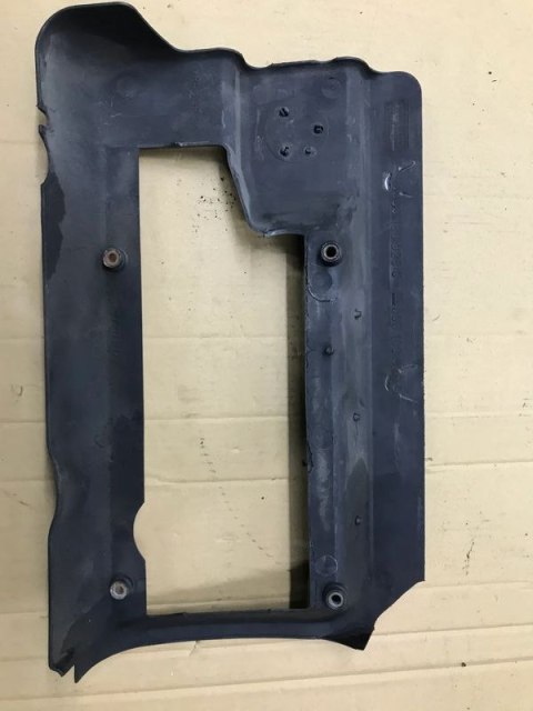 Pokrywa silnika Vw Golf Polo Leon Ibiza Fabia 1,4 16V osłona górna nakładka 036103925 C D E