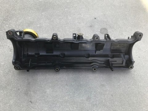Pokrywa zaworów RENAULT Scenic Kangoo Clio 1.5 DCI dekiel głowicy 8200379908