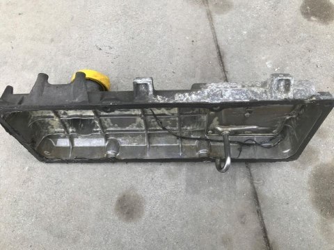 Pokrywa zaworów Renault THALIA CLIO II KANGOO 1.4b dekiel głowicy