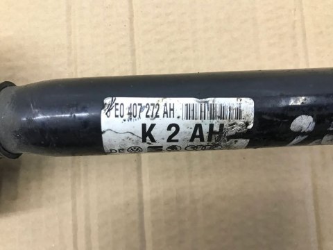 Półoś Audi a4 b6 b7 Seat Exeo 2.0 benzyna FSI prawa półoś napędowa przegub 8e0407272ah