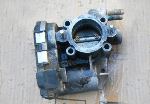 Przepustnica OPEL CORSA C Agila A Astra G 1.0 1.2b 9157512 0280750044