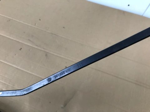 Ramię wycieraczki Volkswagen Vw Caddy 3 III lewe prawe 03-20r