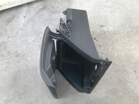 Schowek FORD FOCUS II MK2 schowek pasażera deski a06008aaw