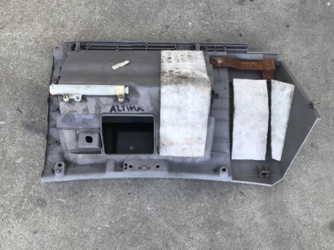Schowek NISSAN ALTIMA L30 schowek pasażera deski 681089e000