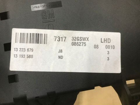 Skrzynka bezpieczników Opel Vectra C Signum moduł sterownik BSI komfortu 13193588 13223679