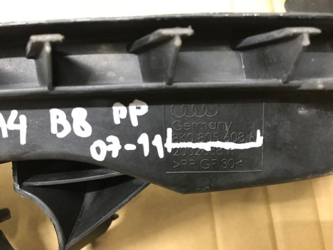 Ślizg Audi A4 B8 A5 07-11 mocowanie lampy prawy przód 8K0805608A