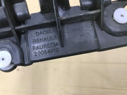Ślizg DACIA LOGAN 1 I MCV 06-13r. mocowanie wspornik uchwyt zderzaka lewe prawe tylne boczne