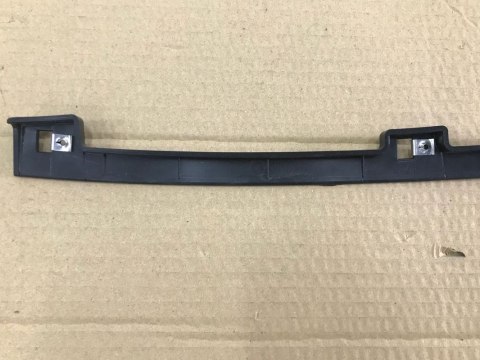 Ślizg Fiat panda III 3 11- górne mocowanie zderzaka przedniego 735625226