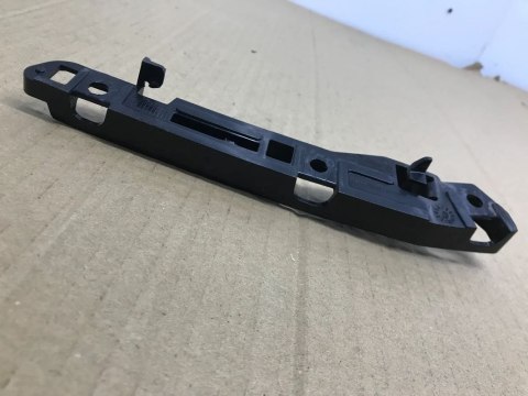 Ślizg Opel astra k 5 prawy przód mocowanie zderzaka prawe 39020437