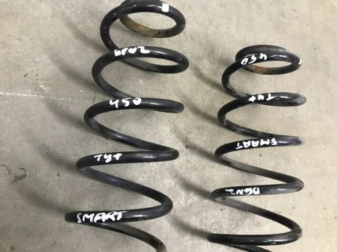 Sprężyna smart fortwo 450 98-07 tył zawieszenia komplet