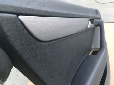 Tapicerka VW PASSAT B7 kombi boczek drzwi lewych tylnych 3AF867211