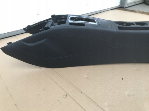 Tunel środkowy AUDI A4 B8 uchwyt na kubki napoje 8K0863244