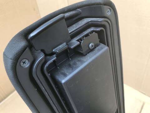 Tunel środkowy MITSUBISHI ASX podłokietnik