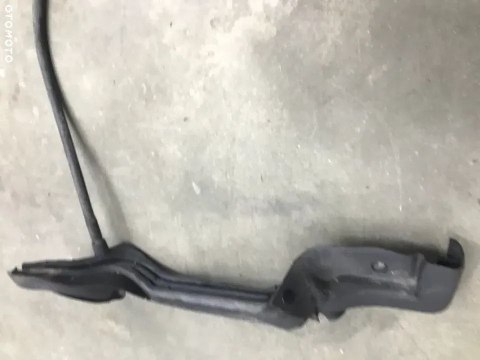 Uszczelka Opel Tigra B 04-09 klapy bagażnika dachu tylna